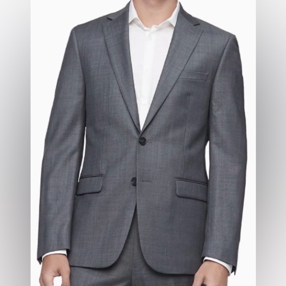 ✨Hot Pick✨ Calvin Klein Men’s Grey Blazer 36R NWT